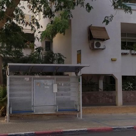 Nelly'S Housing Unit Apartment Eilat Exterior photo