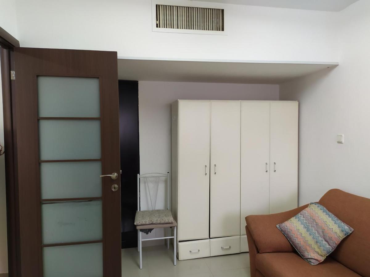 Nelly'S Housing Unit Apartment Eilat Exterior photo