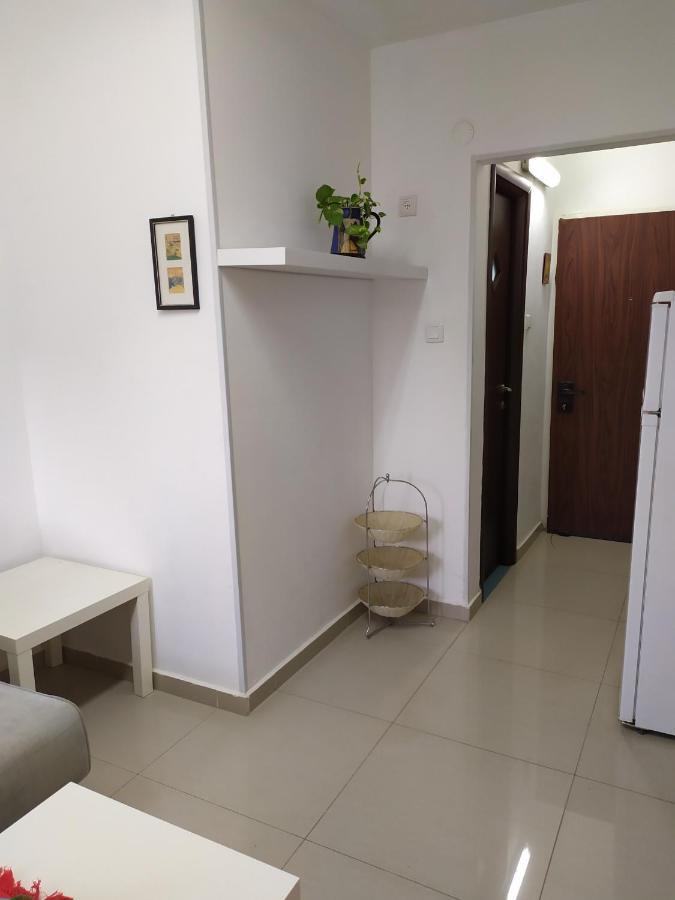 Nelly'S Housing Unit Apartment Eilat Exterior photo